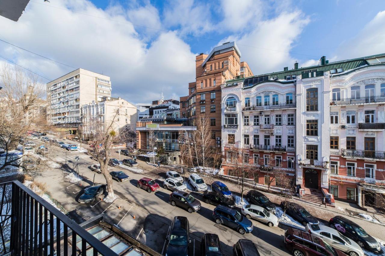 Apartamento Kyiv Opera Loft Exterior foto
